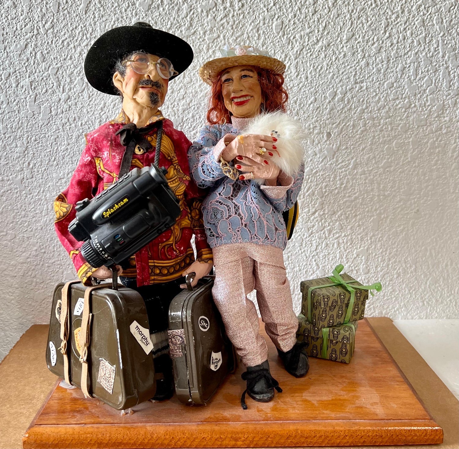 Hungarian Israeli Tourists Diorama Folk Art Doll Judaica Sculpture Magda Watts
