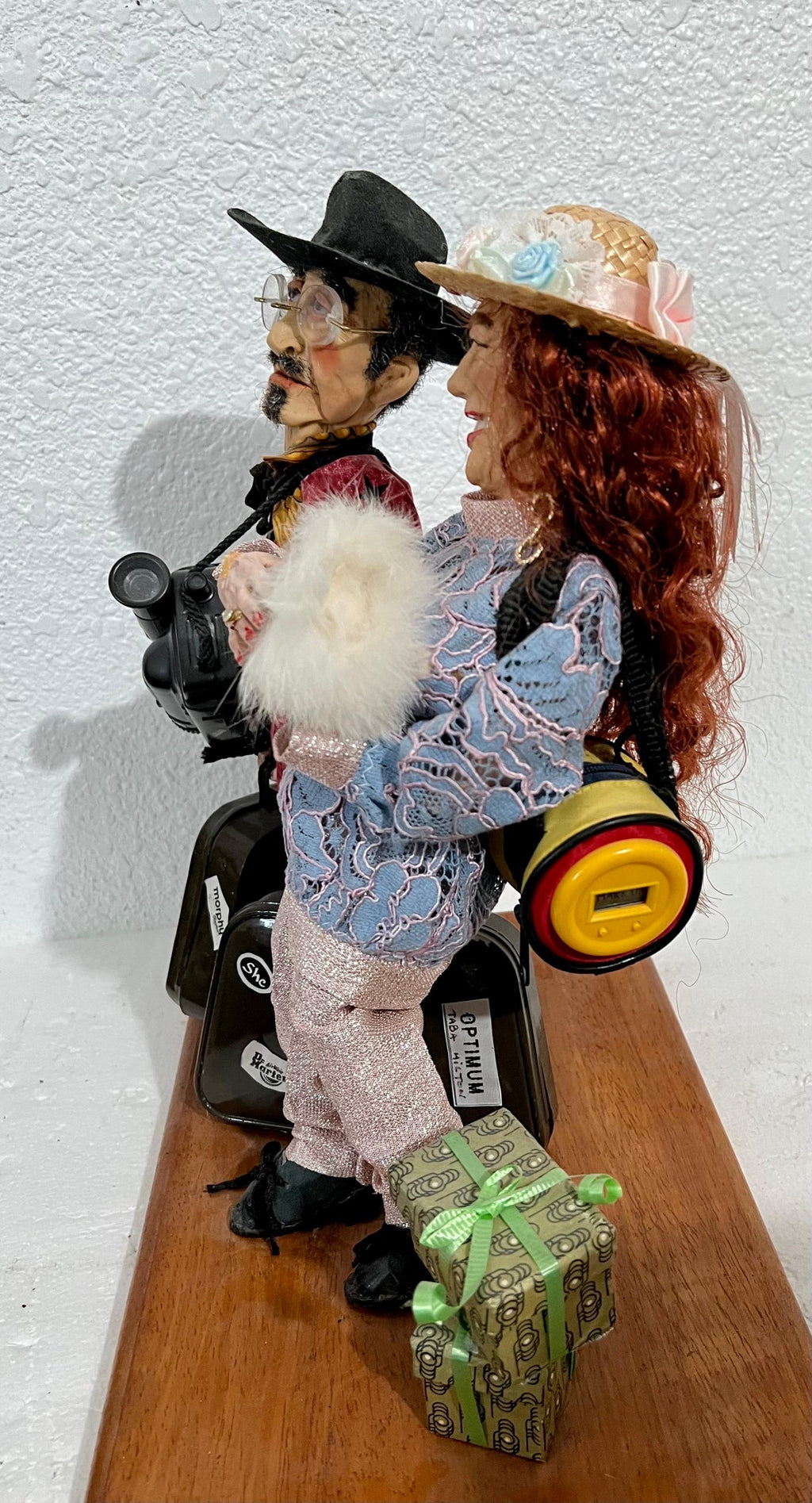 Hungarian Israeli Tourists Diorama Folk Art Doll Judaica Sculpture Magda Watts
