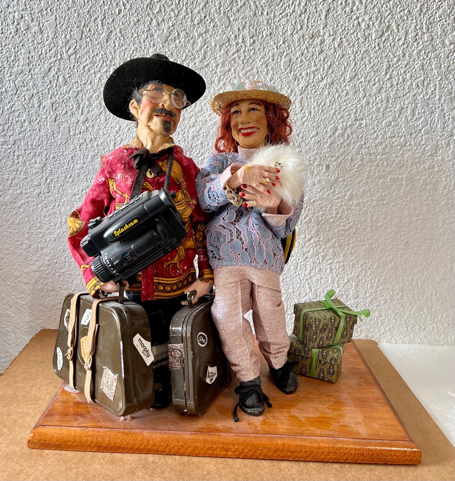 Hungarian Israeli Tourists Diorama Folk Art Doll Judaica Sculpture Magda Watts